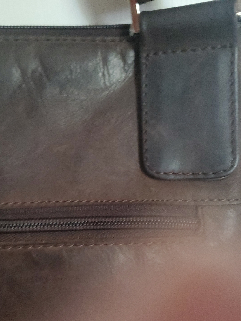 Del Toro Brown Leather Messenger Crossbody Bag - Picture 5 of 5